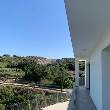 Vilă Chrysanthia 2- Brand New 4 Bedroom