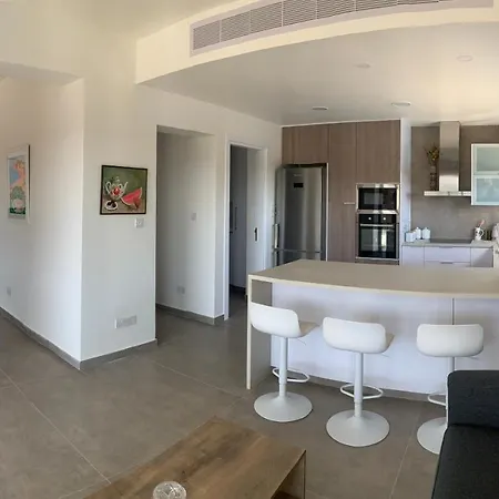 Vilă Chrysanthia 2- Brand New 4 Bedroom Neo Chorio