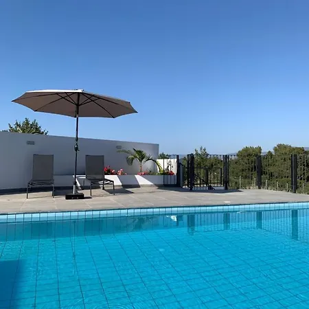 Chrysanthia 2- Brand New 4 Bedroom *